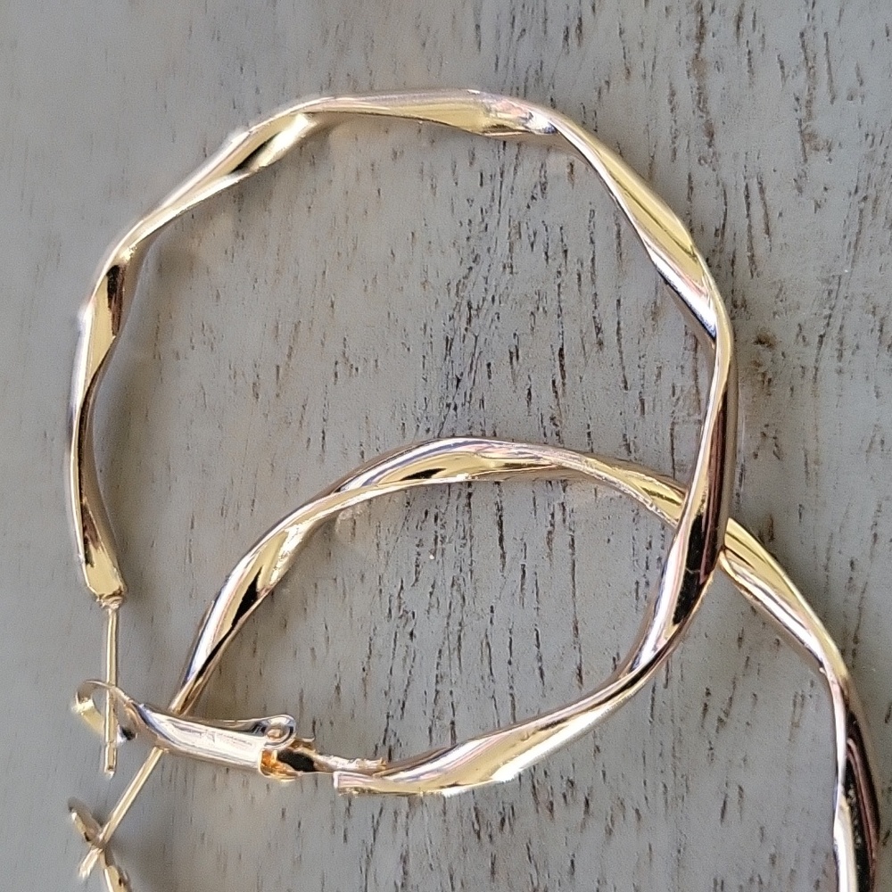 Gold Hoop Fashion Earrings 2" NEW